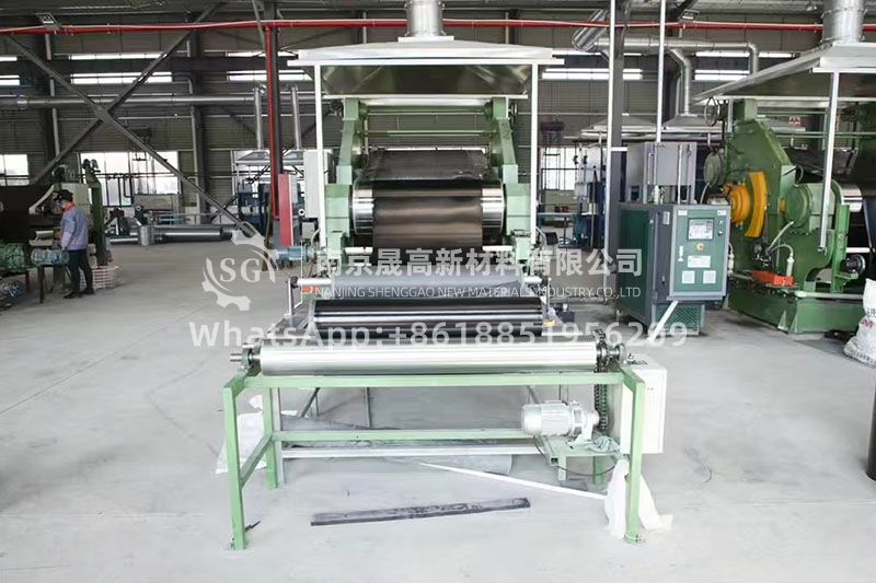 Drum vulcanizing machine